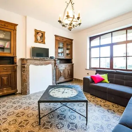 Maison Villageoise Les Nobles Carrieres Feriehus Frasnes