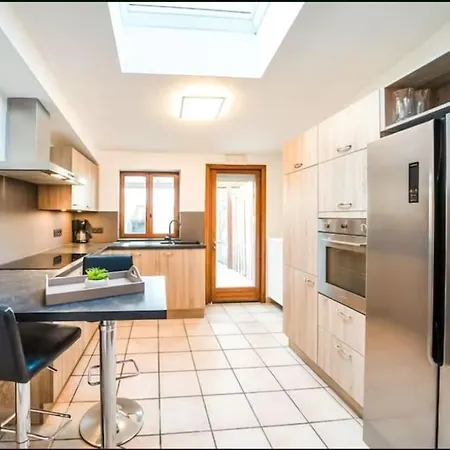 Feriehus Maison Villageoise Les Nobles Carrieres Frasnes