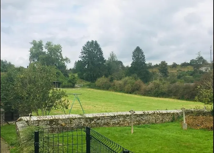 Maison Villageoise Les Nobles Carrieres 度假居 Frasnes