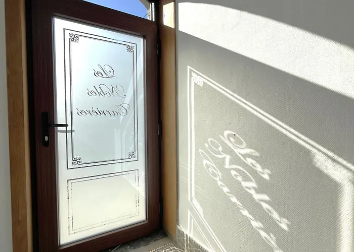 Maison Villageoise Les Nobles Carrieres